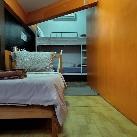 Doodle Lodge Bangkok Esterno foto